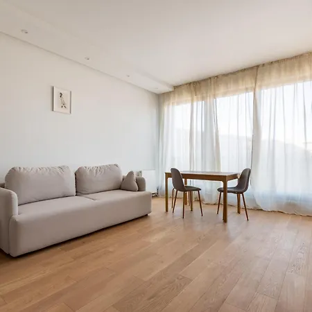 Stocznia Bright & Serene Riverside Apartment