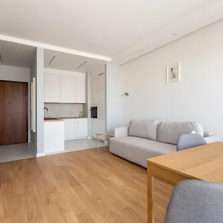 Stocznia Bright & Serene Riverside Apartment *