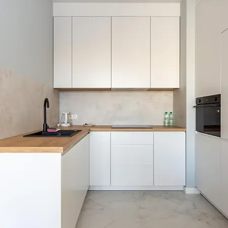 Stocznia Bright & Serene Riverside Apartment *