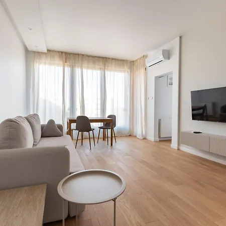 Apartment Stocznia Bright & Serene Riverside Gdansk