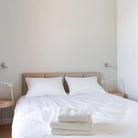 Апартаменты Stocznia Bright & Serene Riverside By Bookinghost *