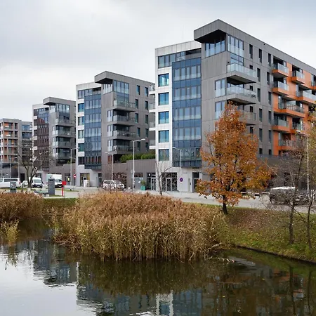 Daire Stocznia Bright & Serene Riverside By Bookinghost
