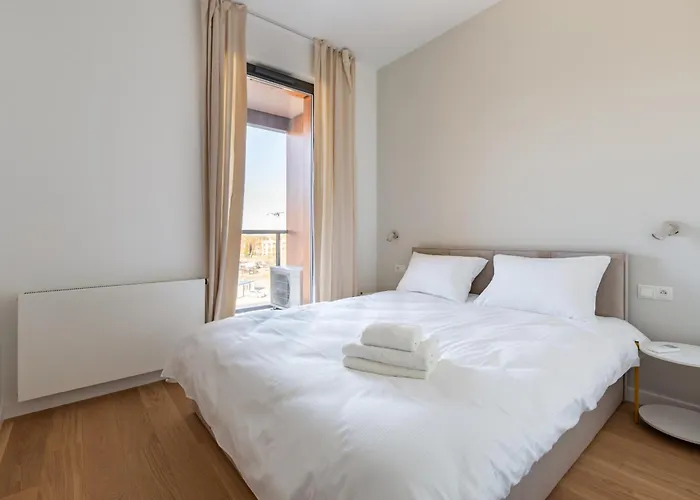 Apartmán Stocznia Bright & Serene Riverside By Bookinghost *