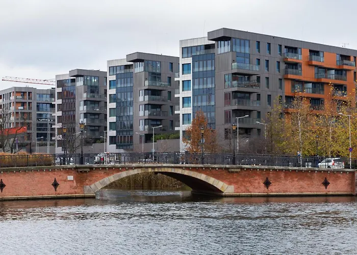 Stocznia Bright & Serene Riverside By Bookinghost * Gdaňsk